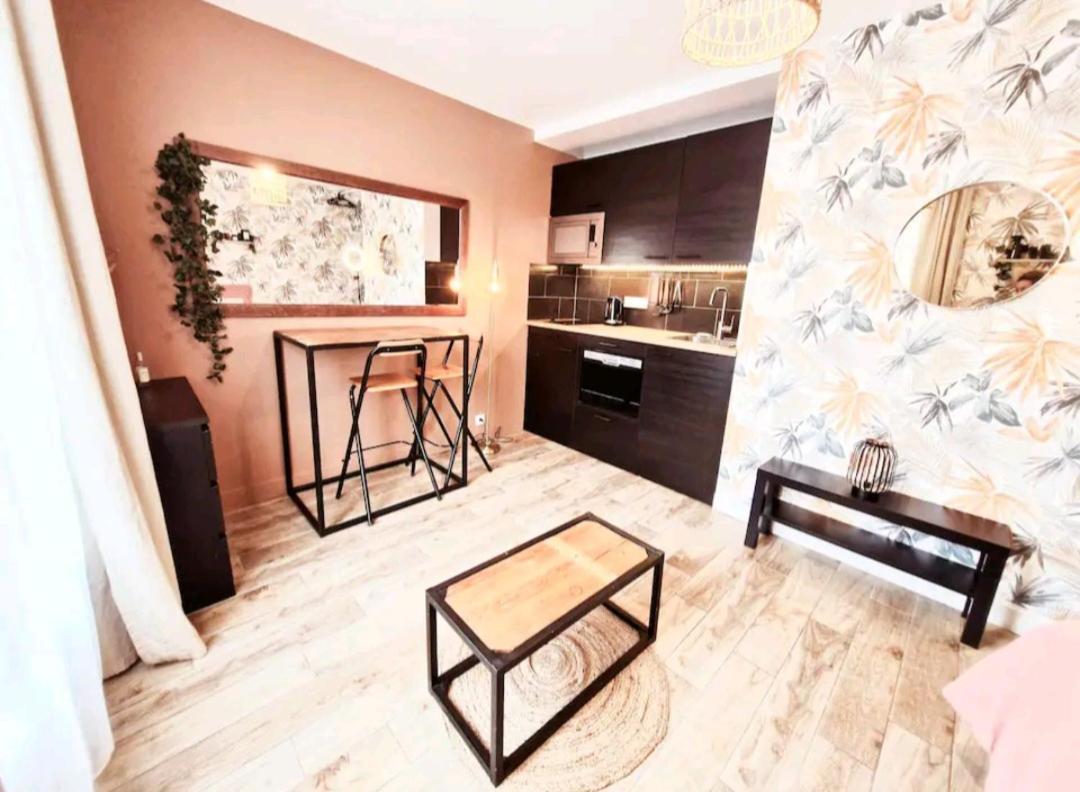 Maison Juliette Clichy Exteriér fotografie